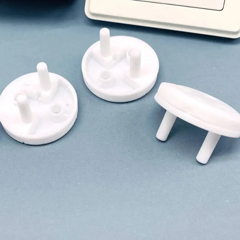 Protégez Vos Petits : Couvre-Prises de Sécurité Certifiés